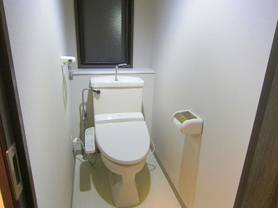 Toilet. It comes with a window