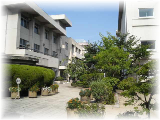 Primary school. 353m to Okayama City three Isao elementary school (elementary school)
