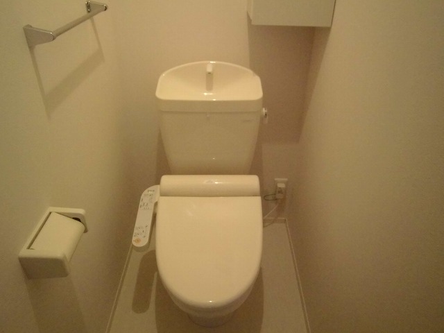 Toilet. Because of under construction, Is an image ☆ 彡