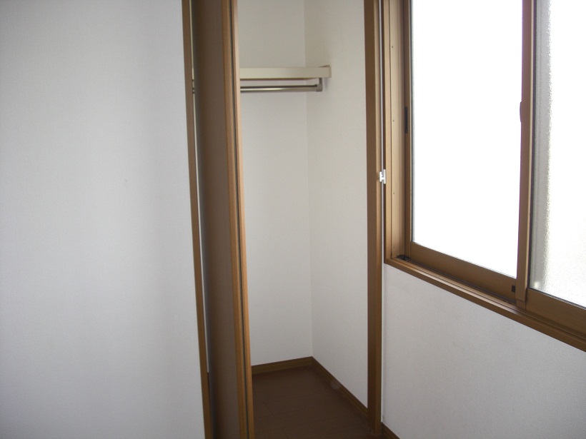 Living and room. North Pacific between the storing