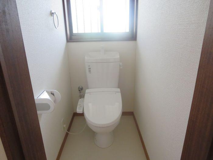 Toilet