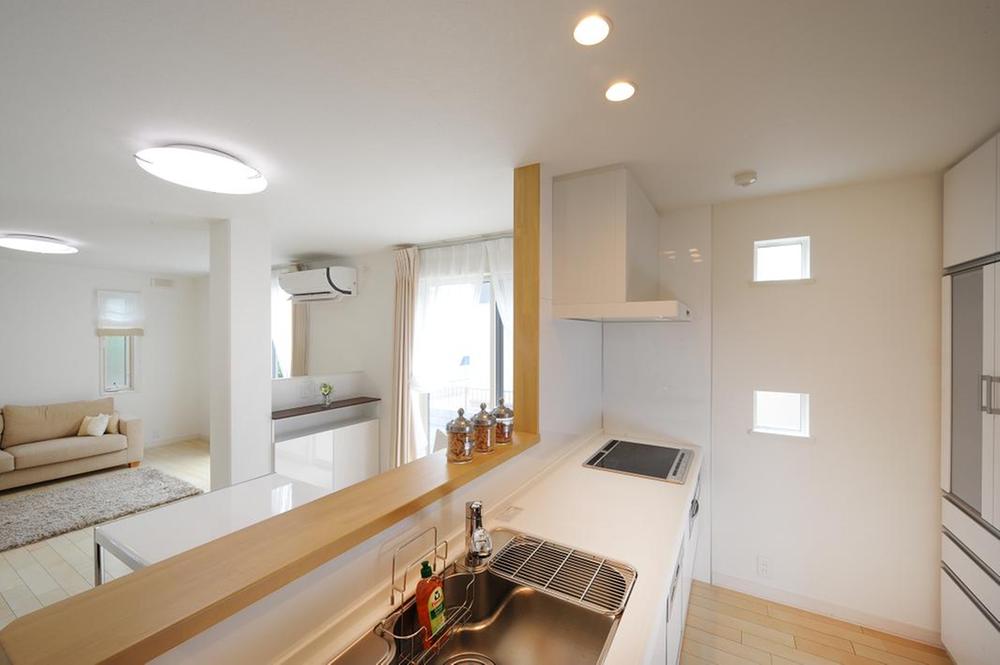 Kitchen. Kitchen photo. Face-to-face kitchen Cleanup. IH, Dishwasher, Also equipped with a water purifier.