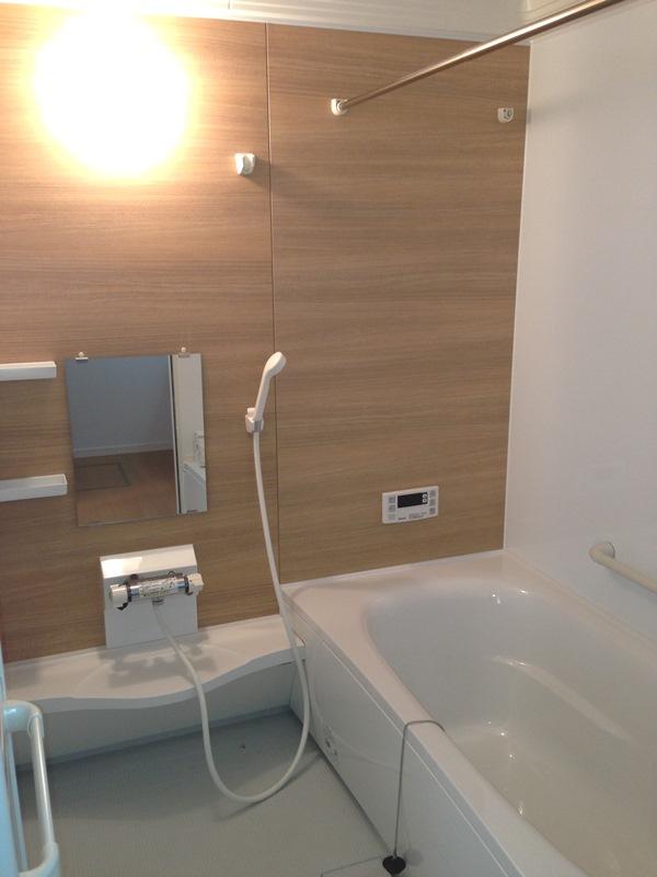 Same specifications photo (bathroom). Unit bus of comfortable size