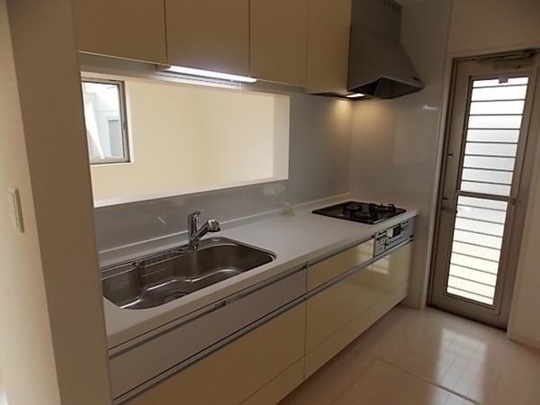 Same specifications photo (kitchen). Easy-to-use wide type of kitchen