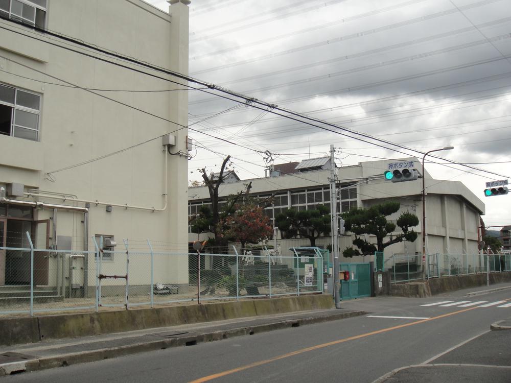 Junior high school. 1263m to Daito Municipal Shijo junior high school
