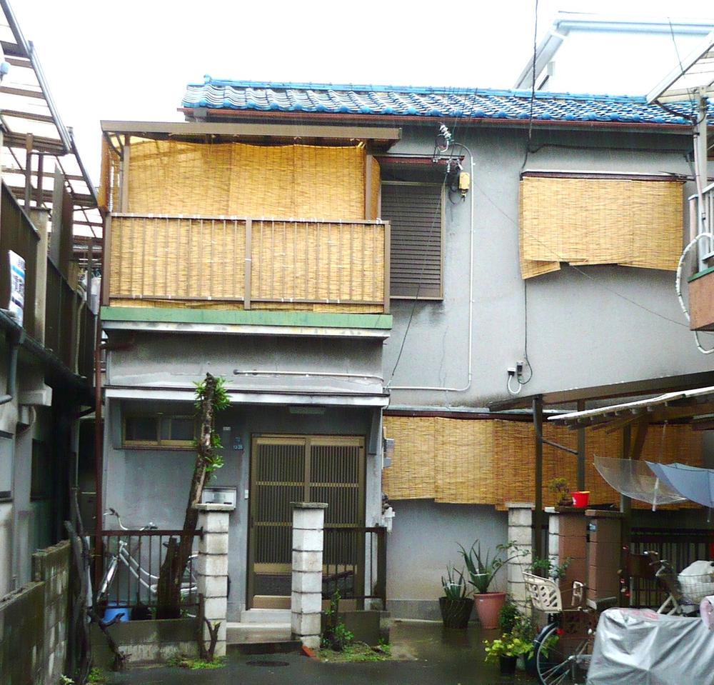 Local appearance photo. Local (August 2013) Shooting