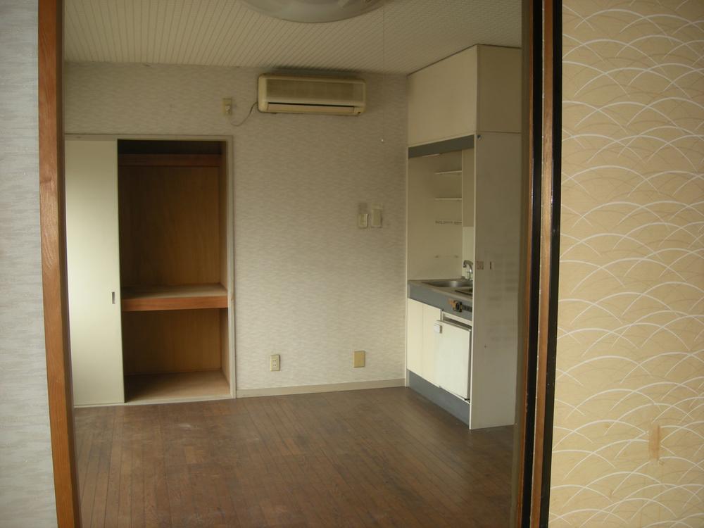 Kitchen. Indoor (July 2013) Shooting