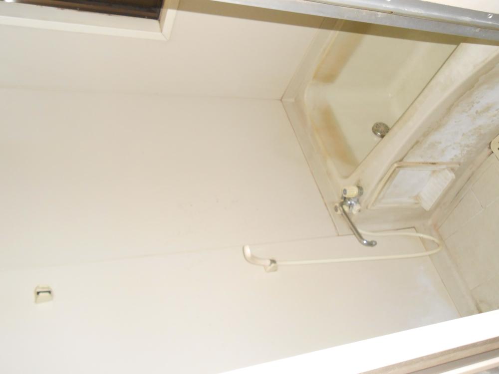 Bathroom. Indoor (July 2013) Shooting