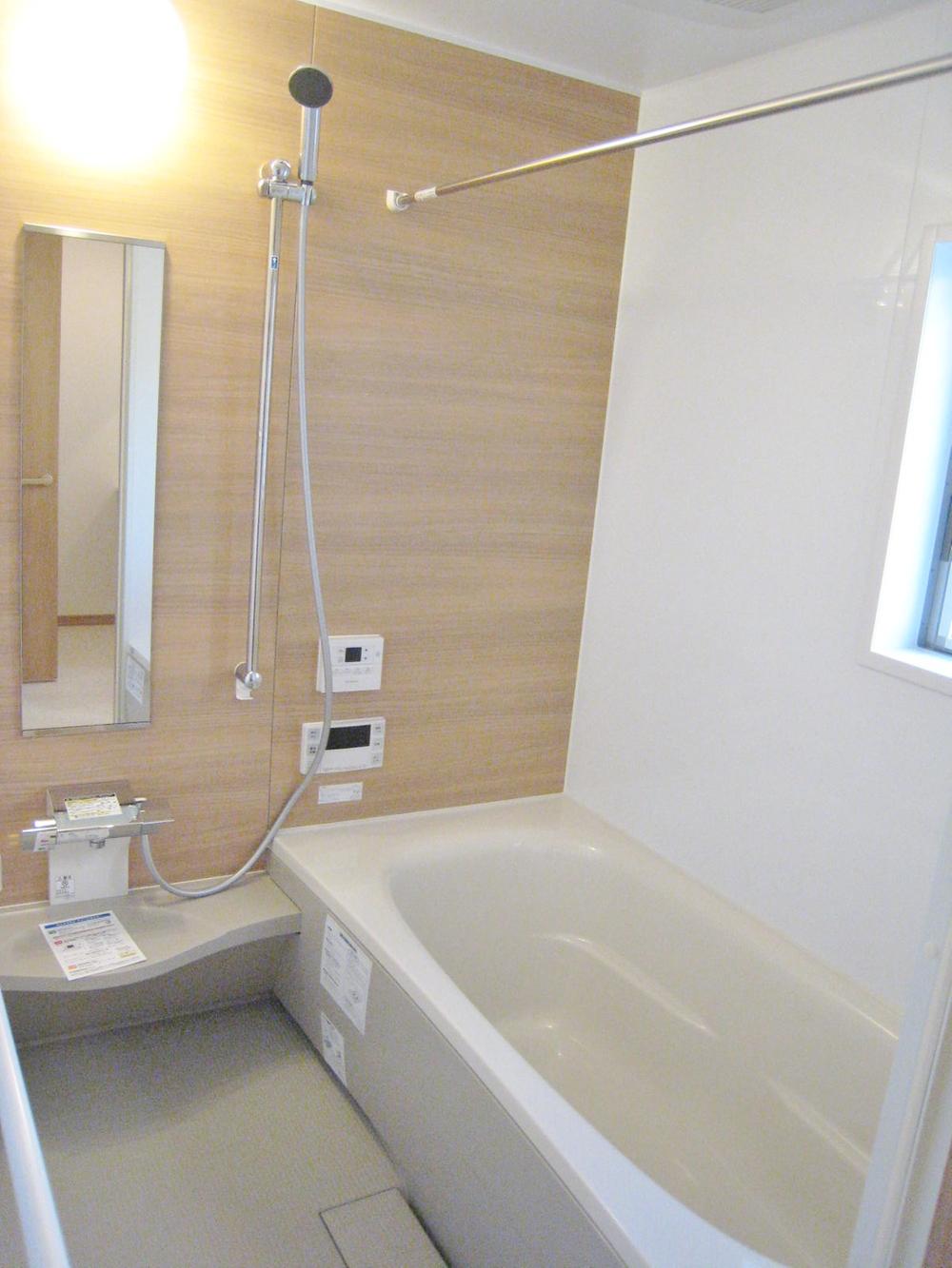 Bathroom. The company construction cases