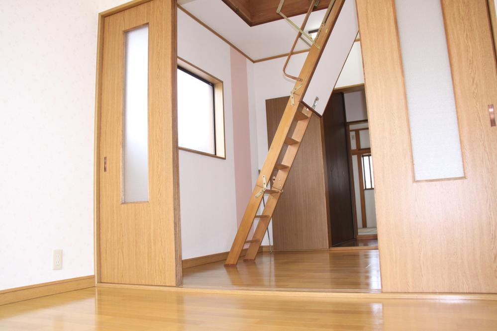 Non-living room. Indoor (September 2013) Shooting