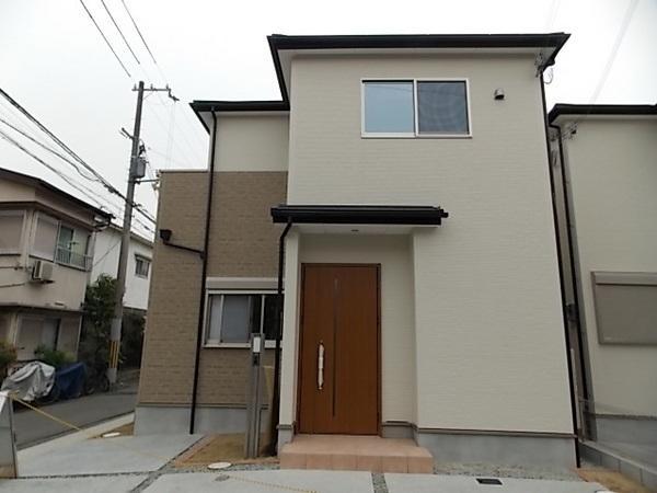 Same specifications photos (appearance). It is a living environment enhancement abode