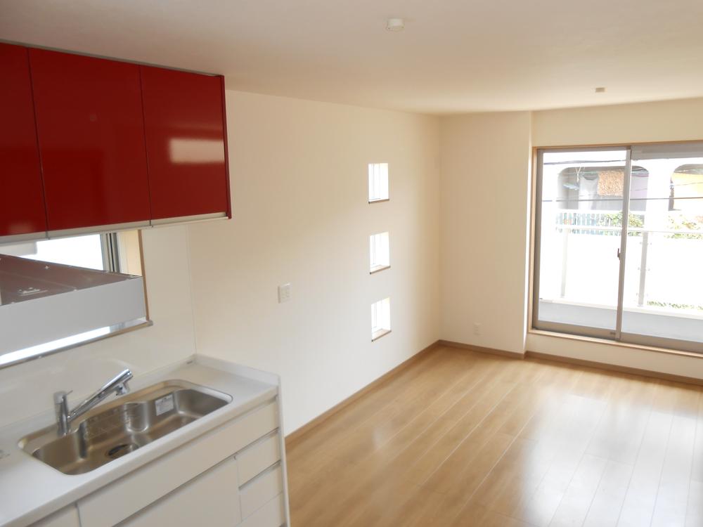 Living. Indoor (June 2013) Shooting Floor heating equipped! Nukkunuku from feet winter