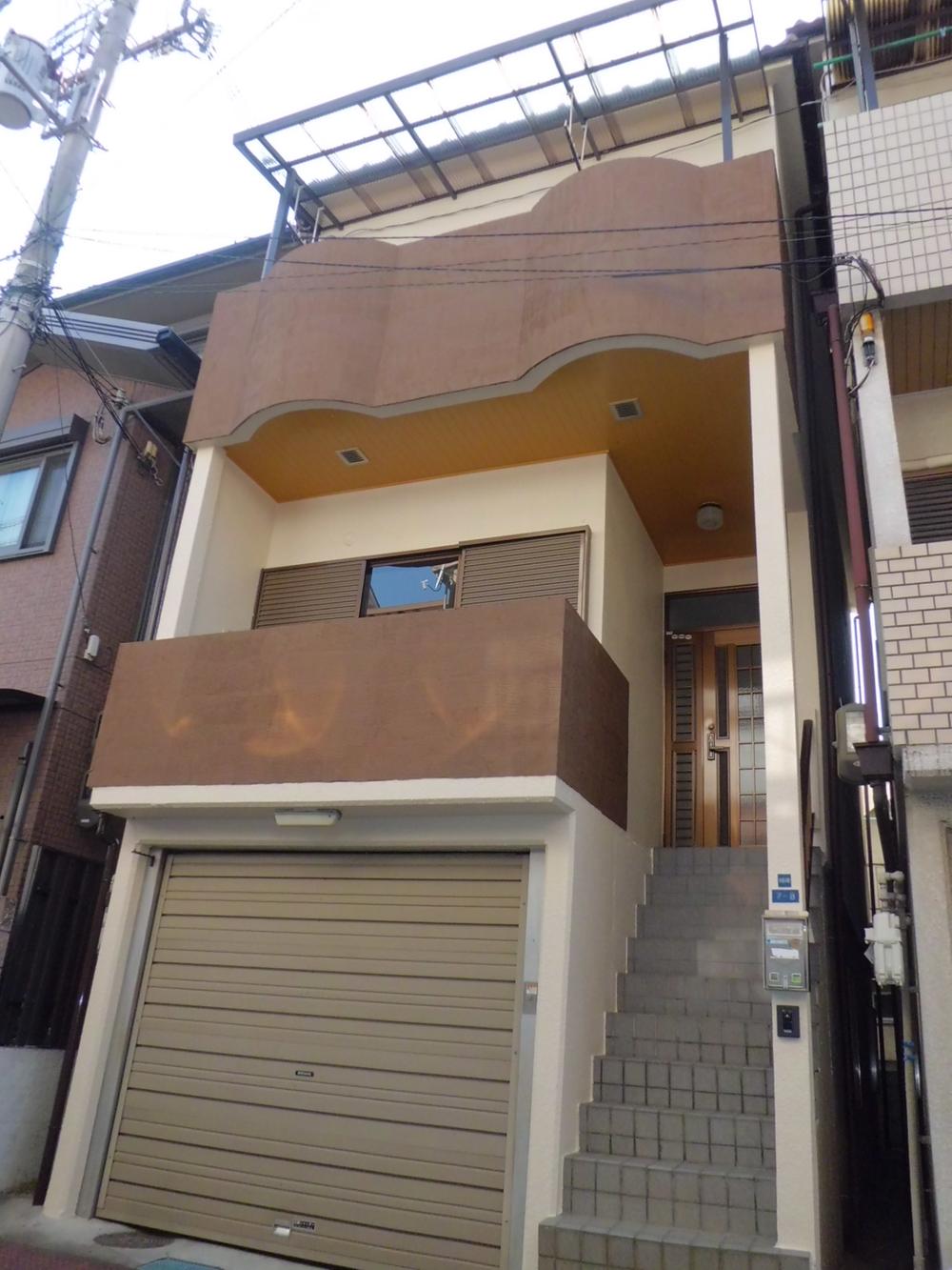 Local appearance photo