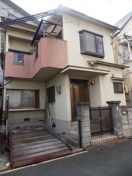 Local appearance photo. Convenient station walk 5 minutes commuting! 