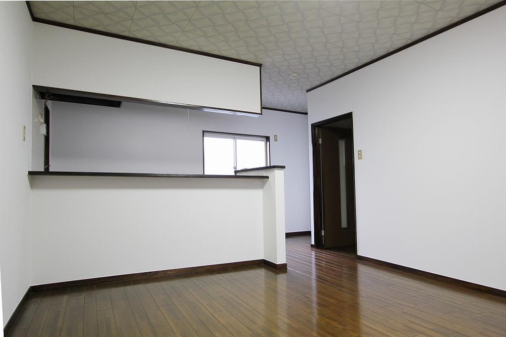 Kitchen. Indoor (11 May 2013) Shooting