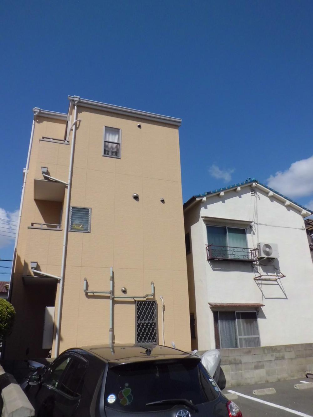 Local appearance photo. Reverse