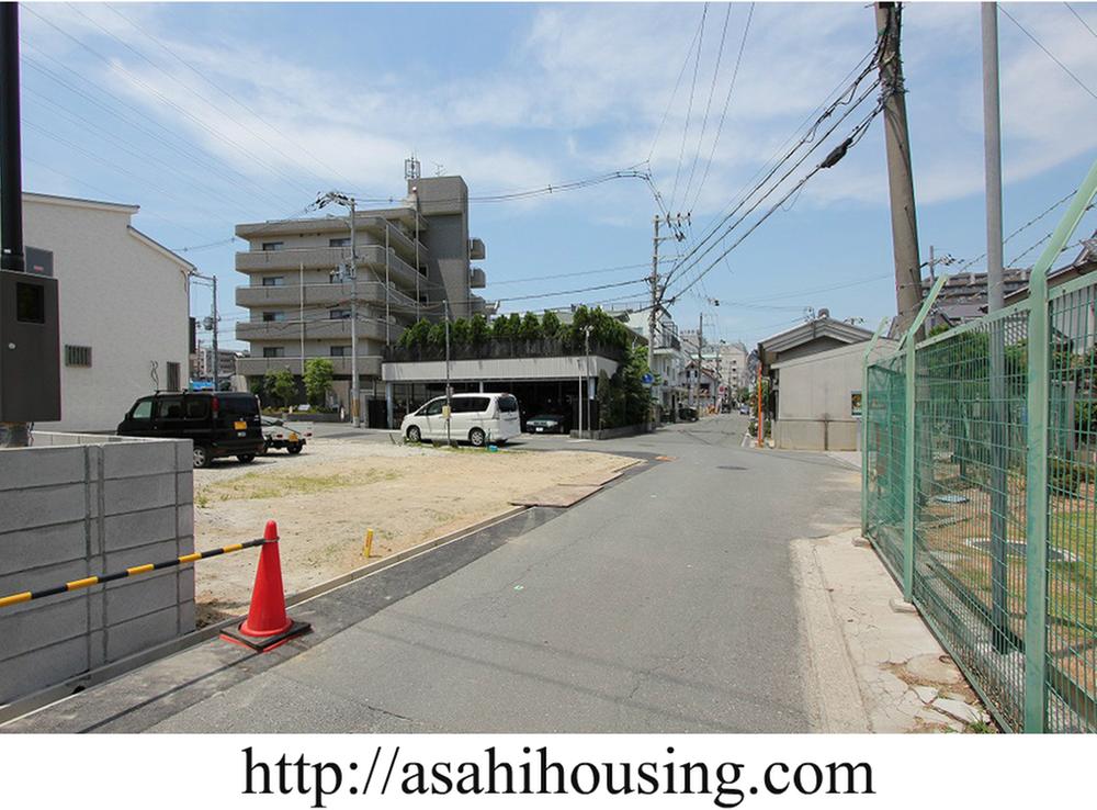 Local photos, including front road. Local (July 2013) Shooting