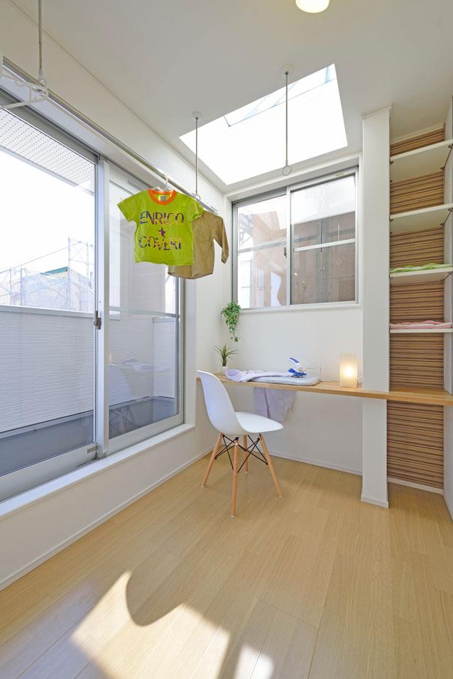 Non-living room. After incorporating the dry room laundry, Space is that you are able to ironing Dari folded in this dry room. Indoor (10 May 2013) Shooting