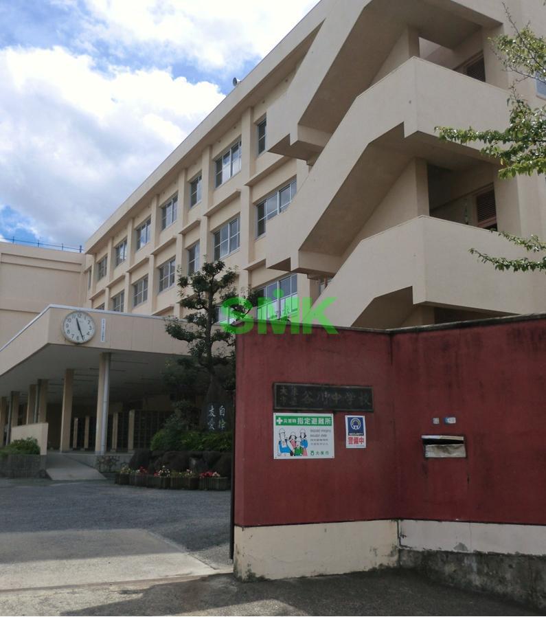 Junior high school. 894m to Daito Tachiyagawa junior high school