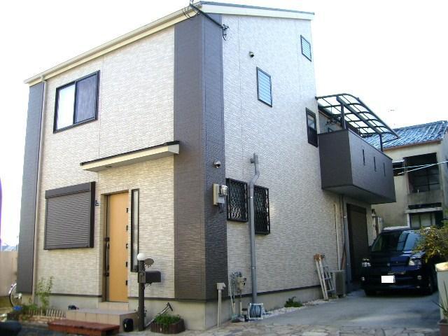 Local appearance photo. Local (11 May 2011) Shooting