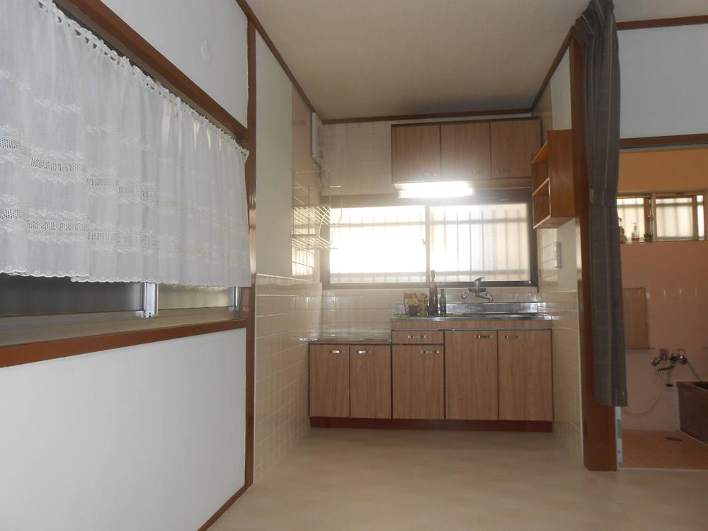 Kitchen. Clean kitchen