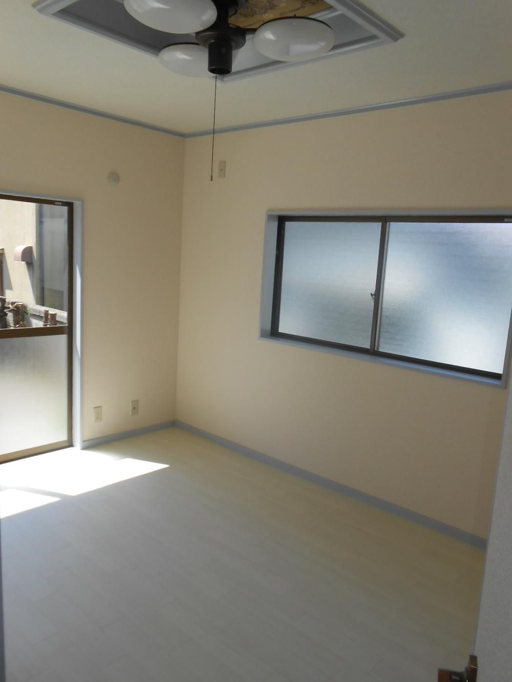 Living. Indoor full renovation! 