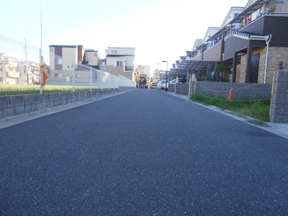 Other.  ◆ Frontal road