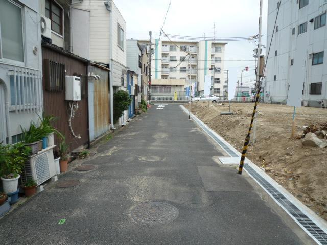 Local photos, including front road. Local (11 May 2013) shooting ◎ compartment front road