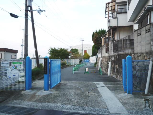 Primary school. Hojo up to elementary school 640m