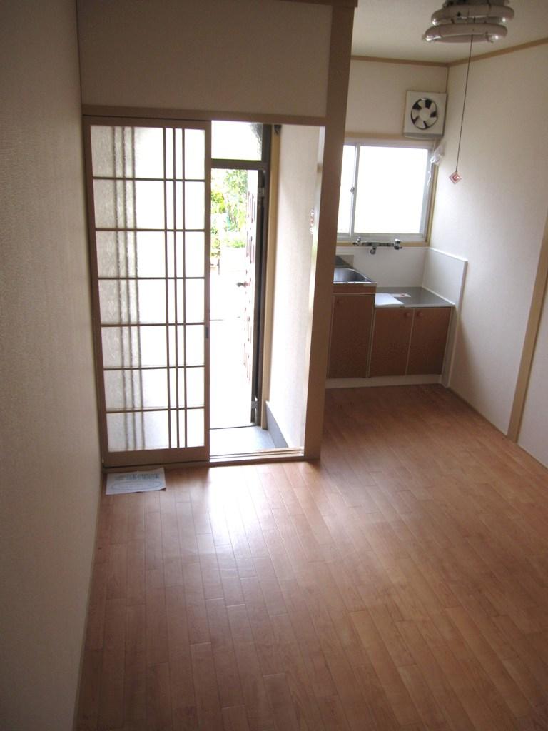 Living. Indoor (2013 (1) month) Shooting