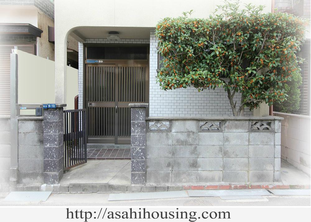 Entrance. Local (11 May 2013) Shooting