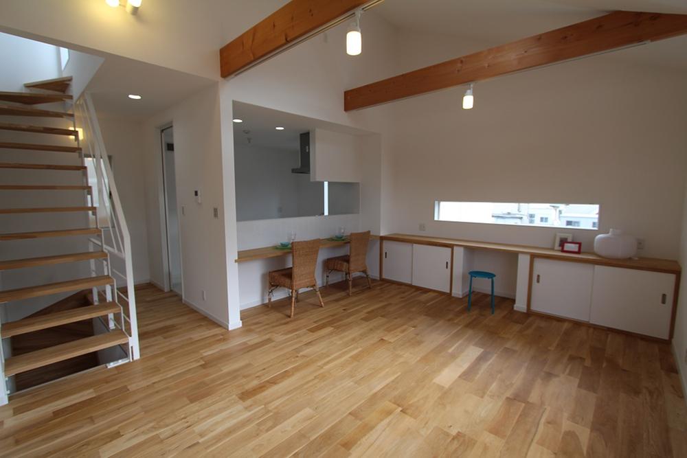 Kitchen. Face-to-face kitchen.