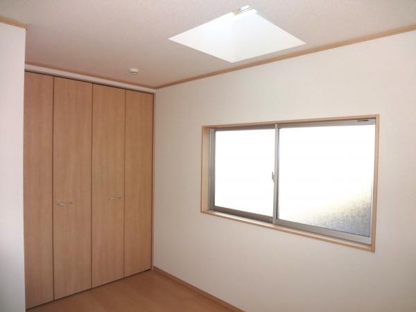 Other introspection. Bright Western-style with a skylight.