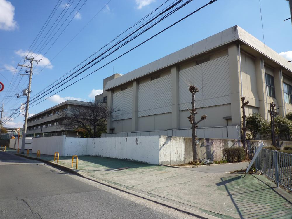 Junior high school. Fujiidera Tatsudai 1223m until the third junior high school