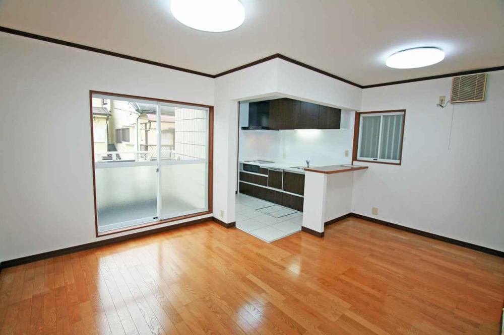 Living. Indoor (12 May 2013) Shooting