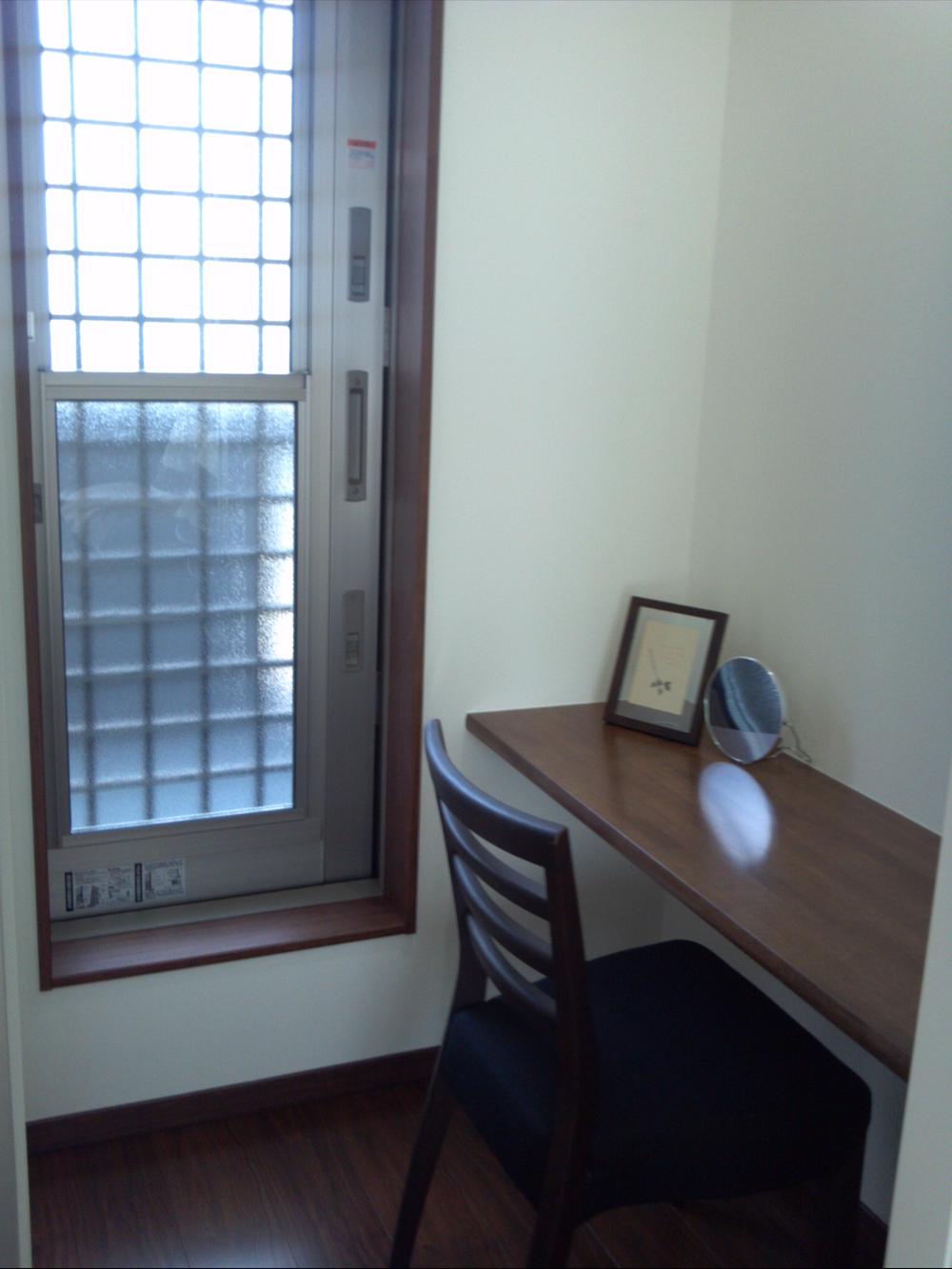 Other introspection. Dead space is also a bit of study in ingenuity! It is a popular private room of your husband like