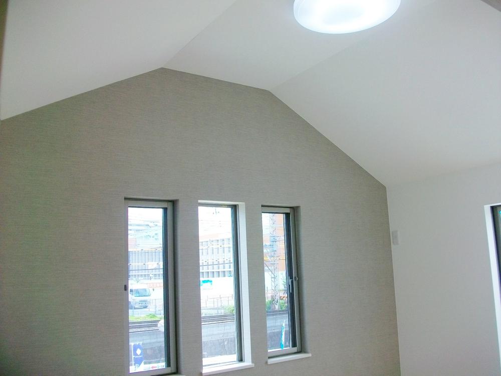 View photos from the dwelling unit. It has become a gradient ceiling to Western-style, It has become a very large space! !