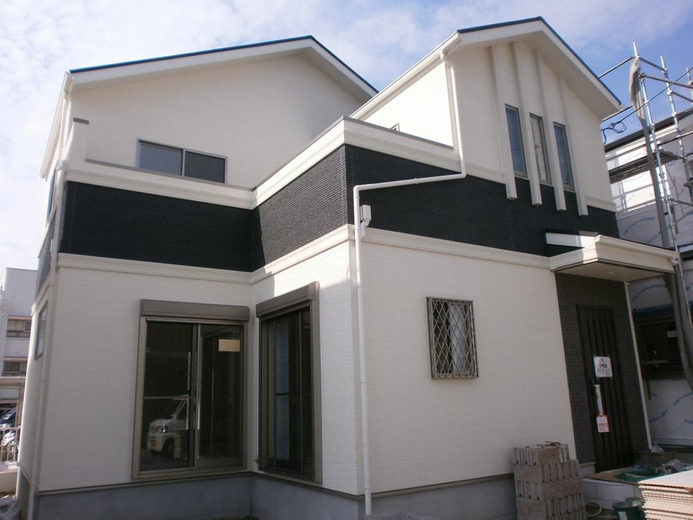 Local appearance photo. You can preview any time