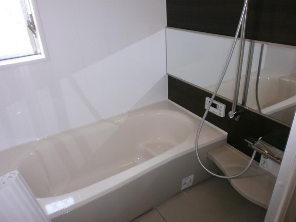 Bathroom. 1 square meters of bathroom!