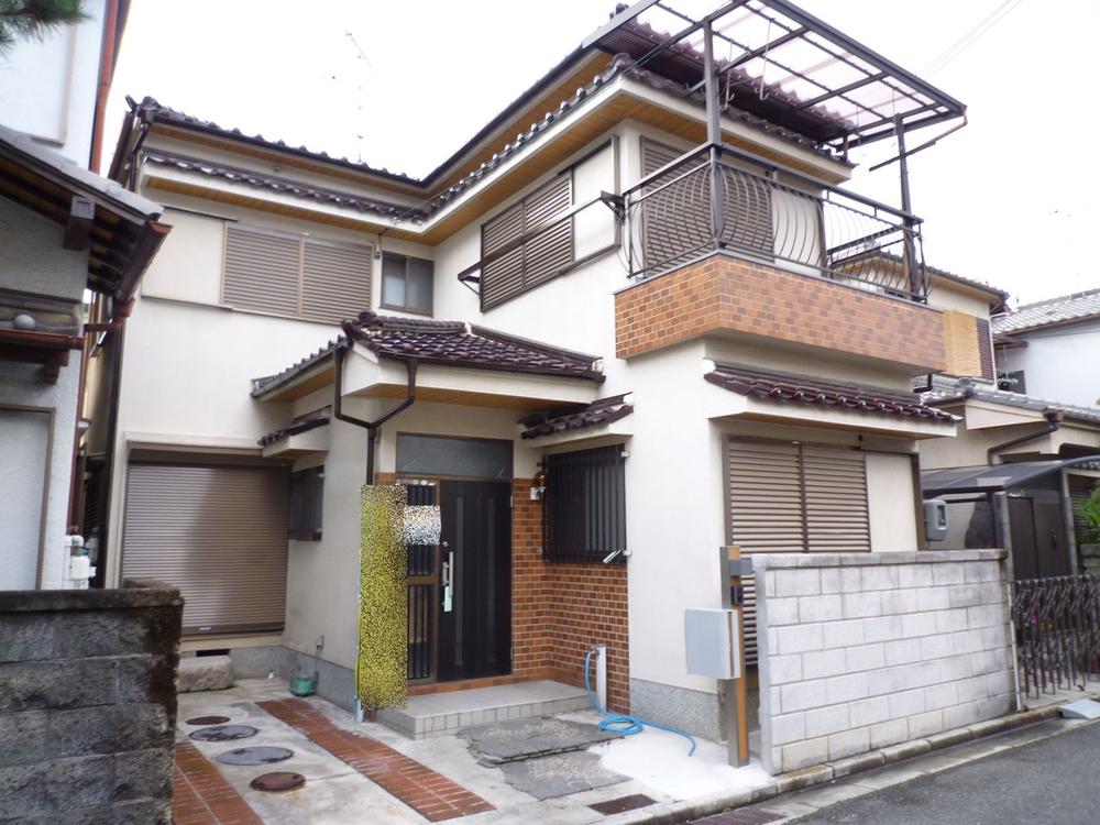 Local appearance photo