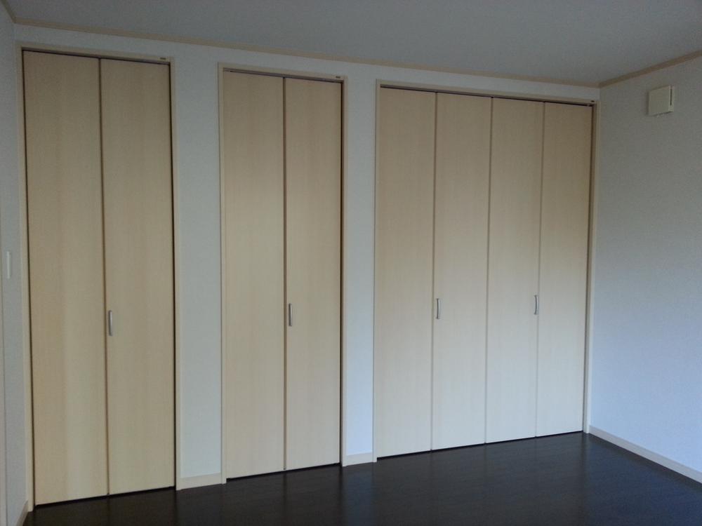 Non-living room. Indoor (September 2013) Shooting