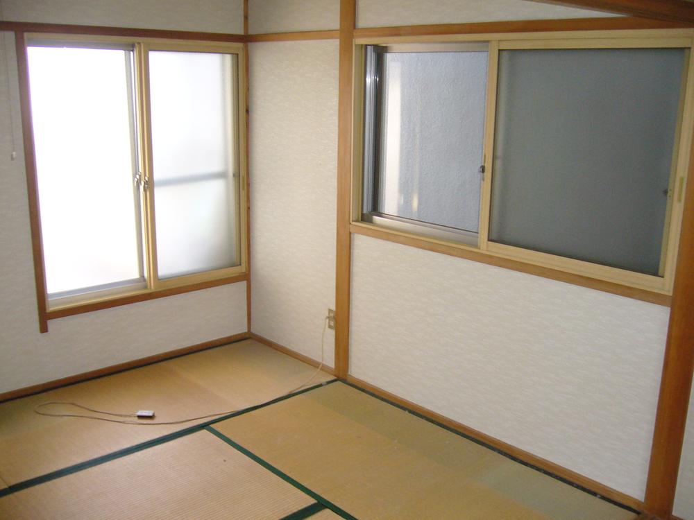 Non-living room. Indoor (10 May 2013) Shooting