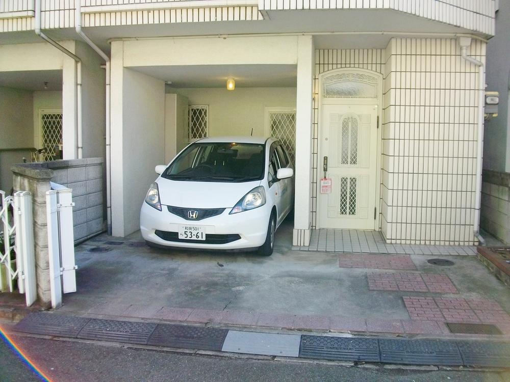 Parking lot. Spacious parking