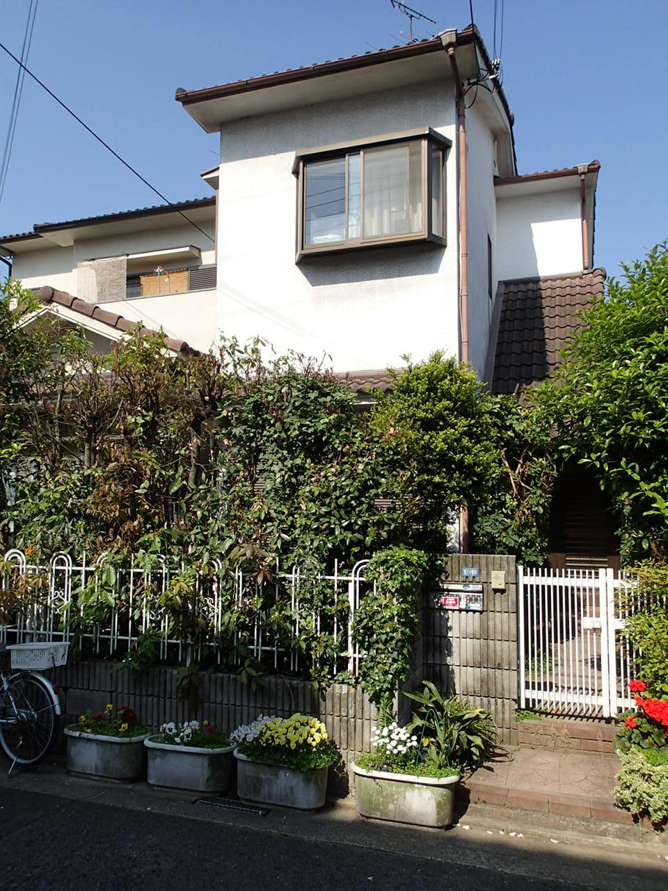 Local appearance photo. Local (05 May 2013) Shooting