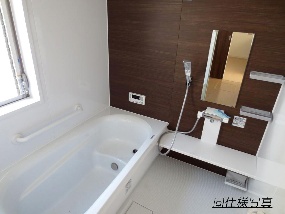 Same specifications photo (bathroom). ■ Automatic hot water filling the bathroom 1 pyeong size, Add-fired function, Bathroom is equipped with heating dryer ■
