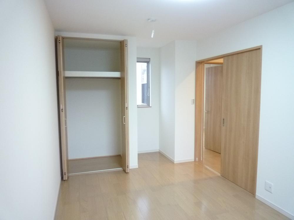 Non-living room. Bright Western-style