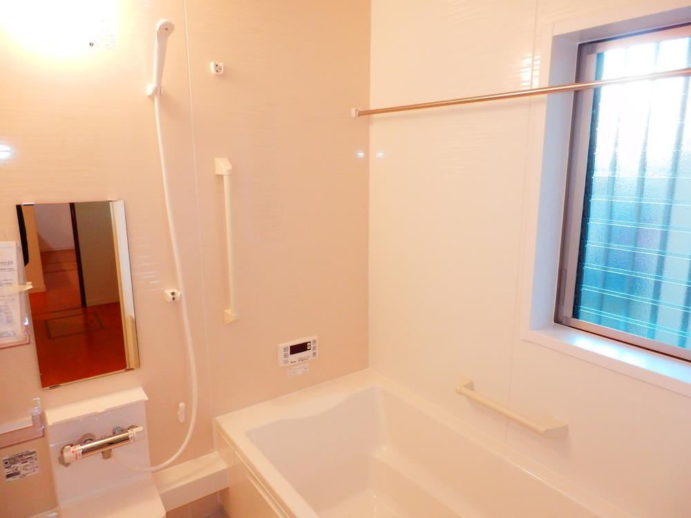 Same specifications photo (bathroom). Bathroom construction cases