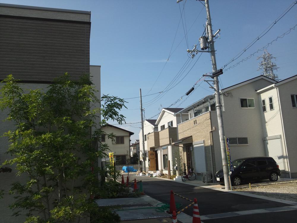 Local photos, including front road. Local (11 May 2013) Shooting