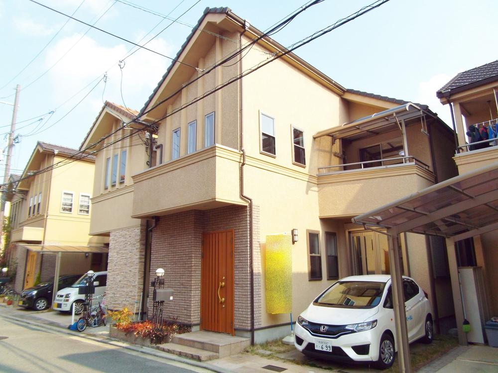 Local appearance photo. It is sunny house from the south