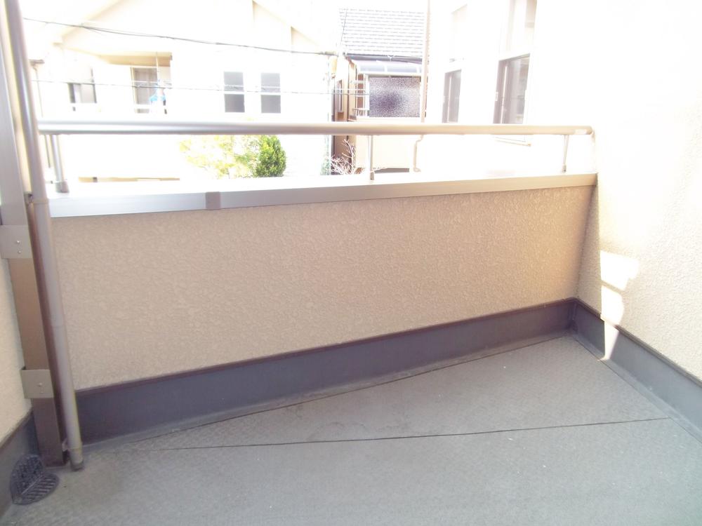 Balcony. Balcony hits from the south of the light